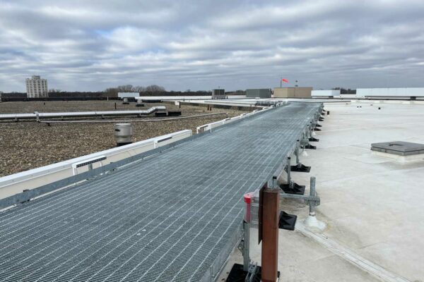 rooftop-walkway-hospital-3