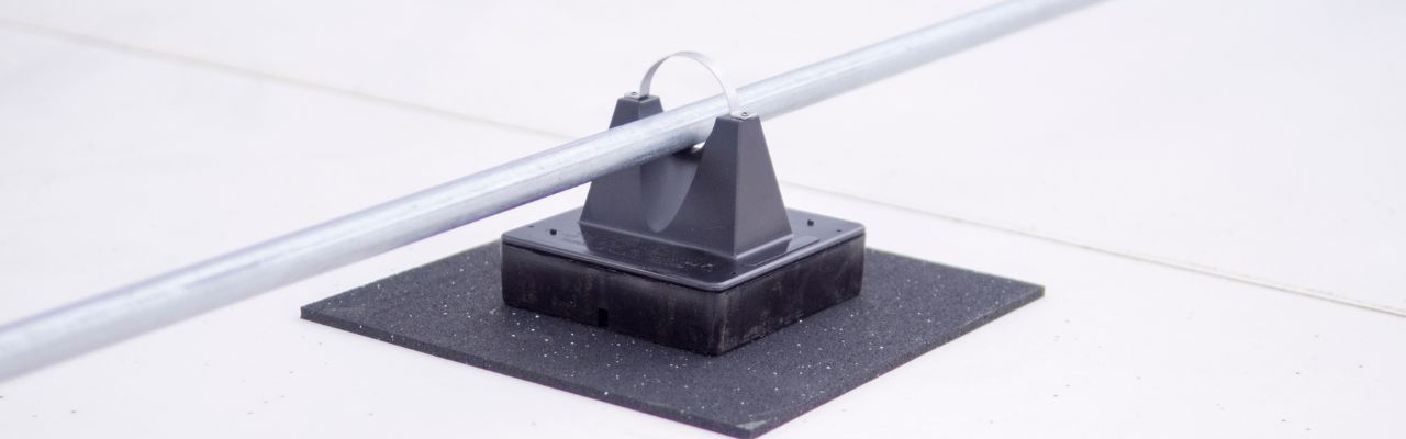 MIRO pillow block rooftop pipe stands