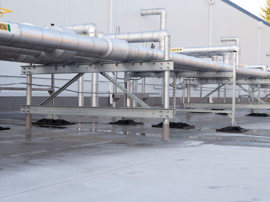 How to Meet Seismic and Wind Load Requirements Without Voiding Your Rooftop Warranty
